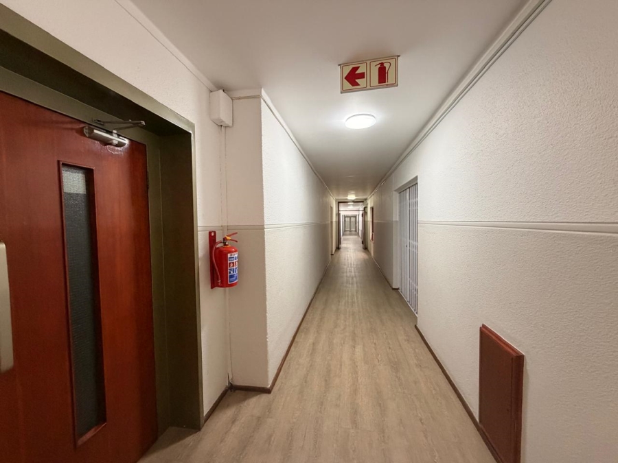 To Let 0 Bedroom Property for Rent in Sea Point Western Cape